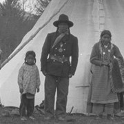 Cover image of George McLean (Tatâga Mânî) (Walking Buffalo) (right), Johnny Mark (centre) with son Paul Mark- Leah Mark Crawler (right) (married to George Crawler)